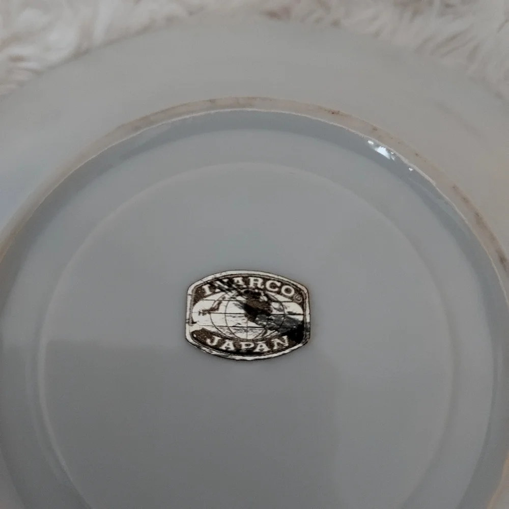 Vintage Dainty Poinsettia Christmas Tea Cup & Saucer set by Inarco Japan Holiday